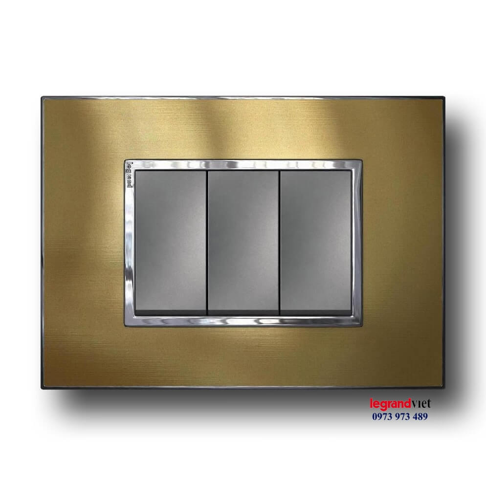 mat-che-576450-legrand-min.jpg